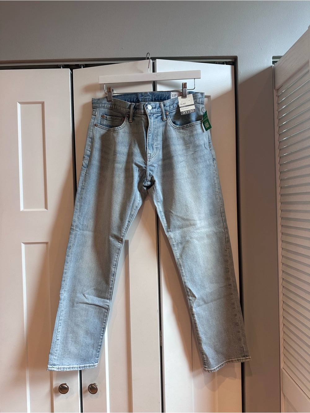 Gap Light Wash Men’s Jeans - Classic Slim Fit